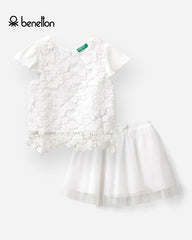 BENETTON WHITE SHORT SLEEVE BLOUSE IN MACRAME 2 PCS SET