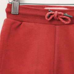 C&A RED BERMUDA WITH DRAWSTRINGS AND BACK POCKET