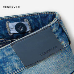 RESERVED DAMAGE STYLE DENIM SHORTS