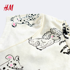 H&M BLACK AND WHITE SHEEP PRINTED T-SHIRT