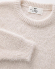 H&M CREAM FLUFFY FLUFFY KNIT JUMPER