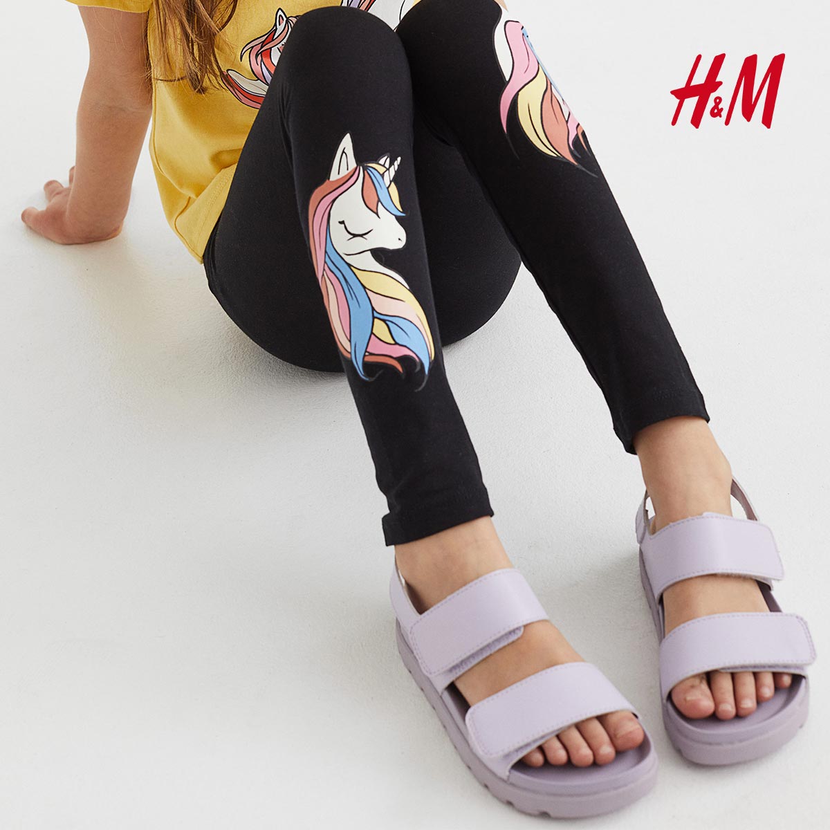 H&M BLACK UNICORNS PRINTED LEGGING - Peekaboo